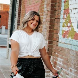 Meet your Posher, Chloe